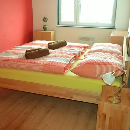 486 Apartment