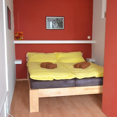 486 * Cesky Krumlov