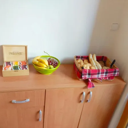 486 Apartment *